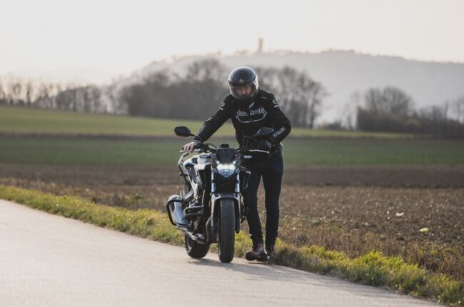 Kevlar & Forsterkede MC-Jeans: Sikkerhet og Stil for Motorsyklister