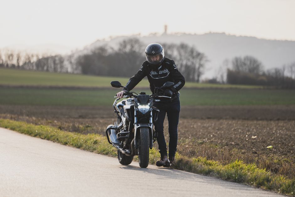 Kevlar & Forsterkede MC-Jeans: Sikkerhet og Stil for Motorsyklister